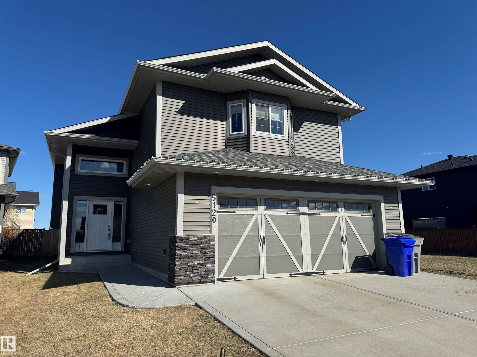 Property Photo:  5120 56 Street  AB T0B 0S0 