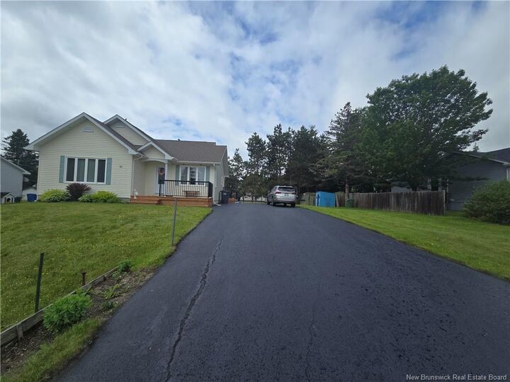 Property Photo:  31 Norma Street  NB E1V 6B7 