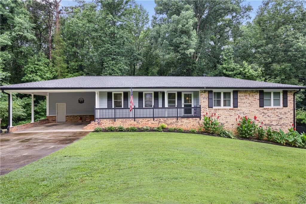 Property Photo:  5041 Fitts Drive NE  GA 30075 