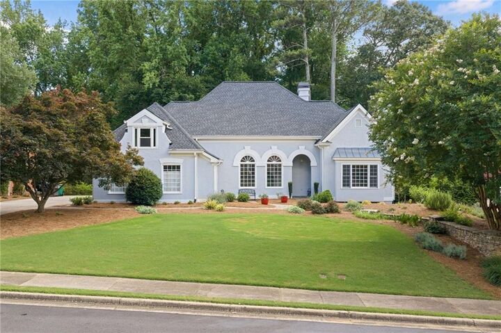 Property Photo: 6250 Blackberry Hill GA 30092