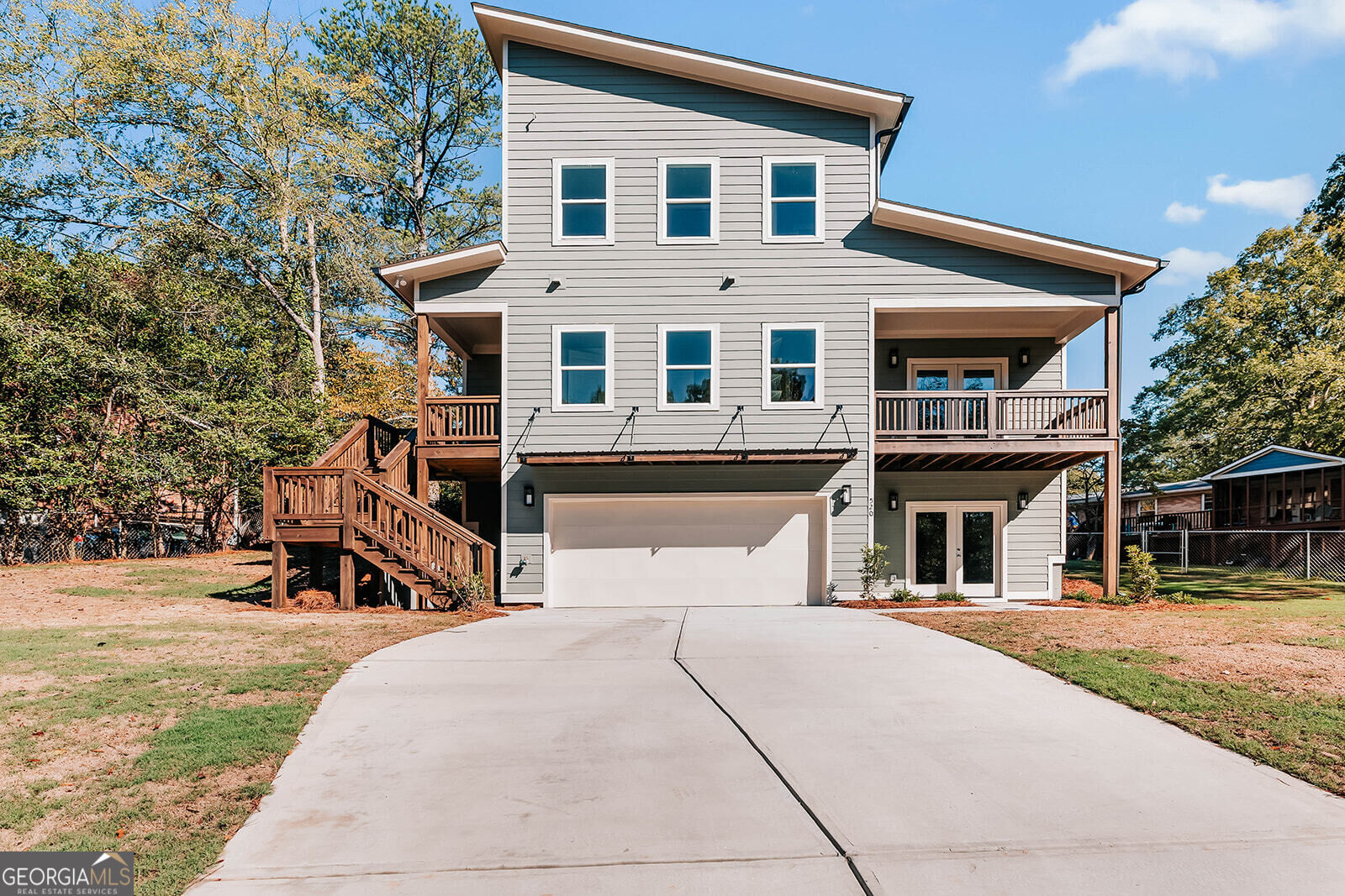 Property Photo:  520 Rivermont Road  GA 30606 