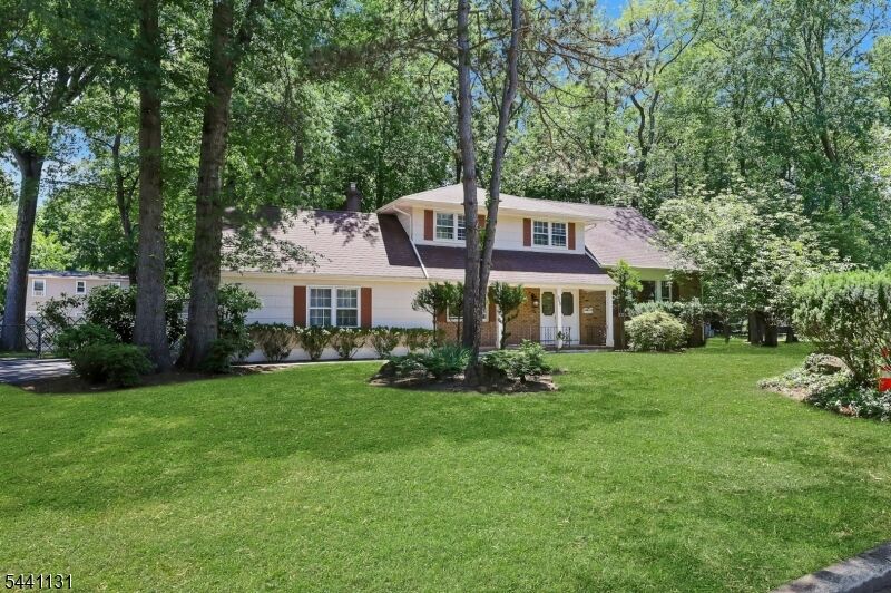 Property Photo: 281 Rivara Ct NJ 07450