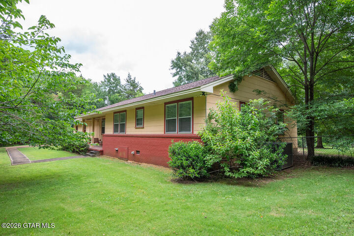 Property Photo: 718 Old West Point Road MS 39759