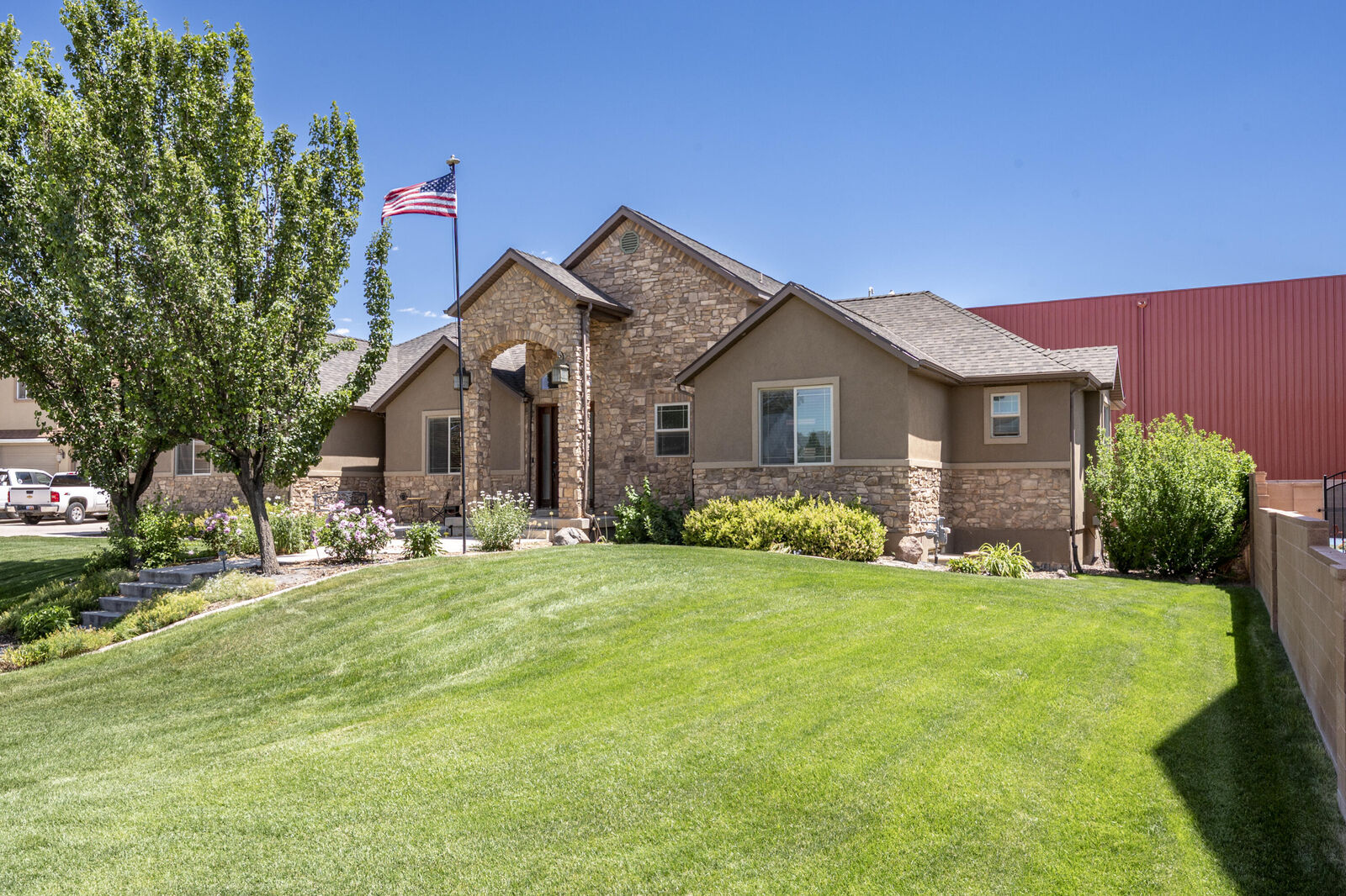 Property Photo:  680 E 5020 N  UT 84721 