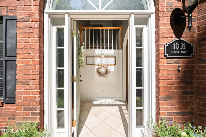 Property Photo:  1001 Forest  TN 38555 