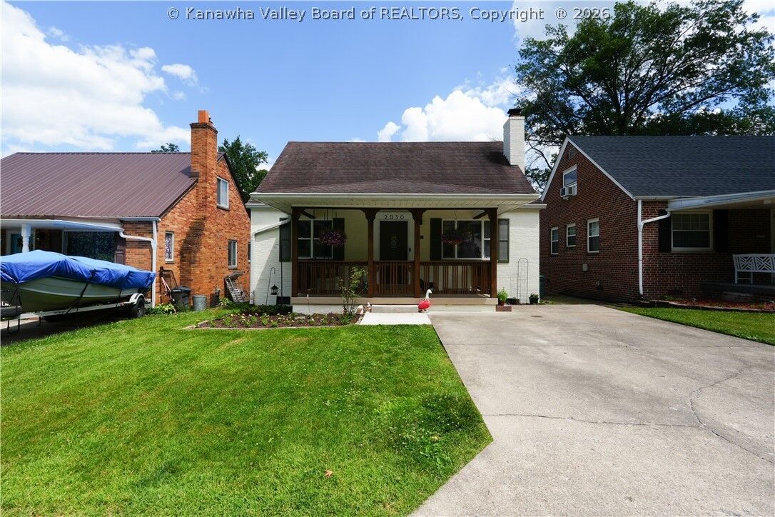 Property Photo:  2030 Enslow Boulevard  WV 25701 
