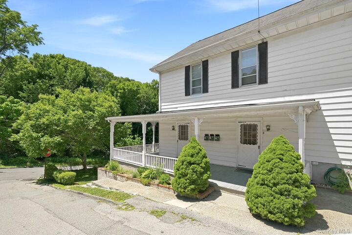 Property Photo:  800 Oakwood Drive  NY 10566 