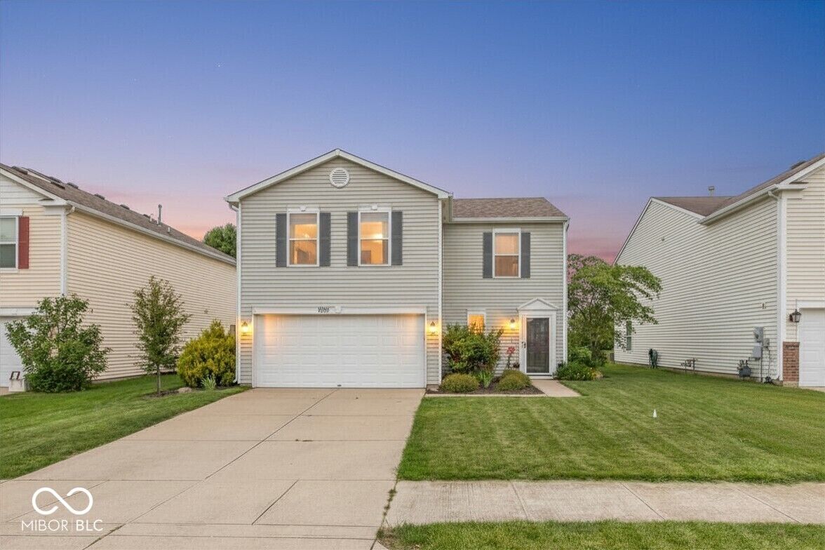Property Photo:  9698 W Lantern Lane  IN 46064 