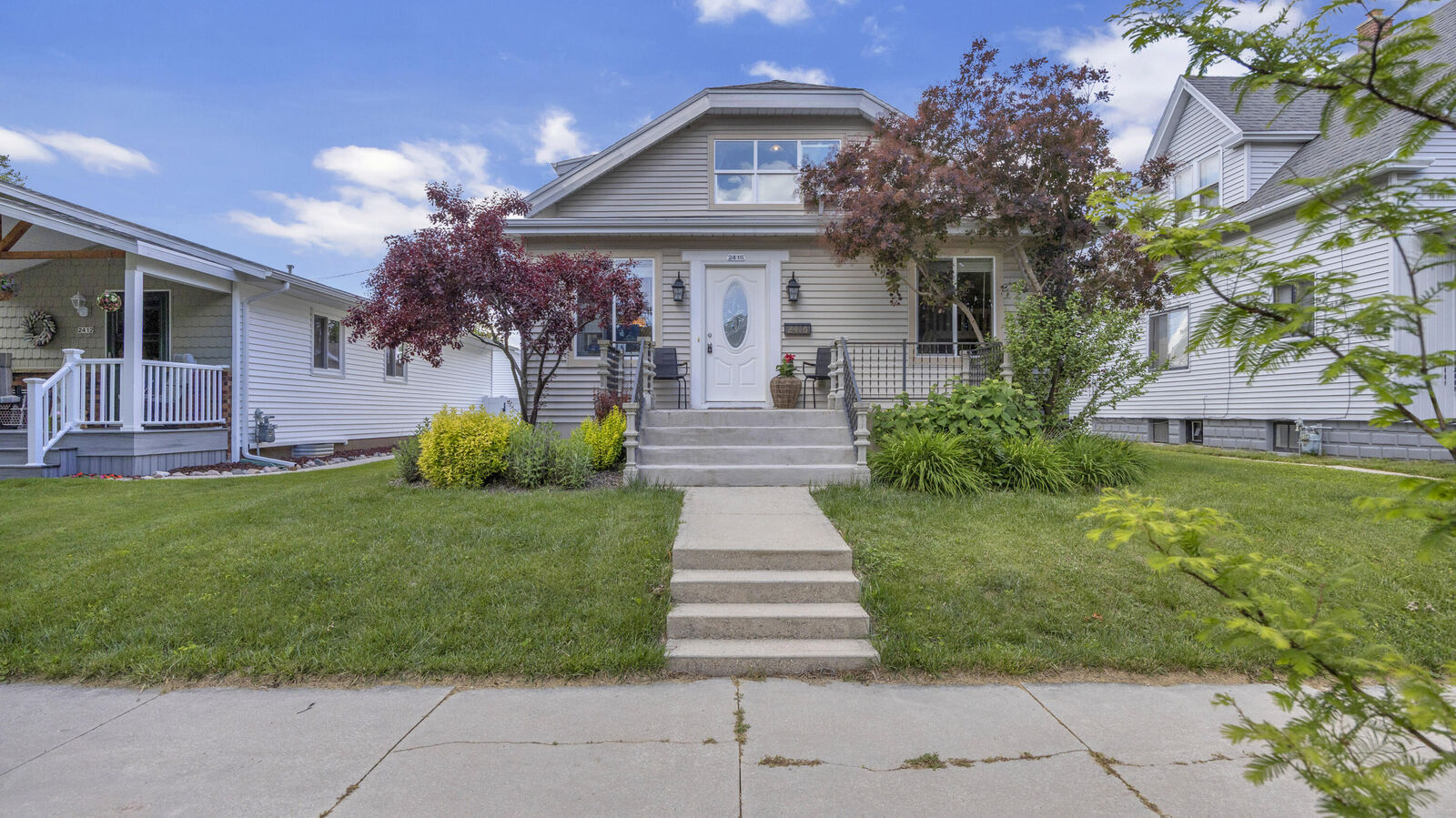 Property Photo: 2416 N 11th St WI 53083