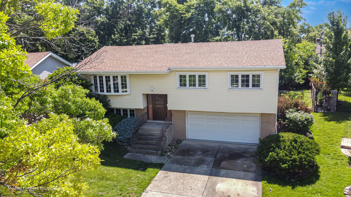 Property Photo:  8807 Beechnut Road  IL 60457 
