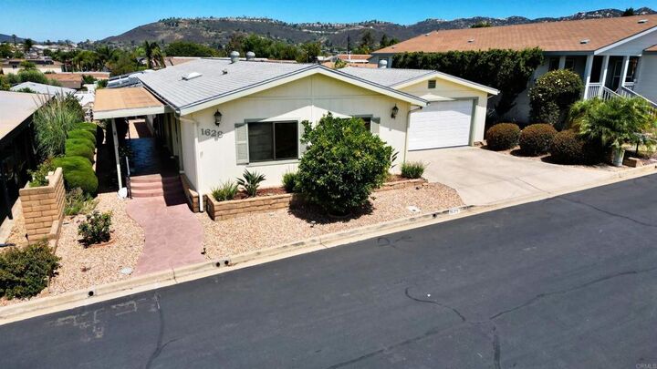 Property Photo: 1629 Desert Gln CA 92026