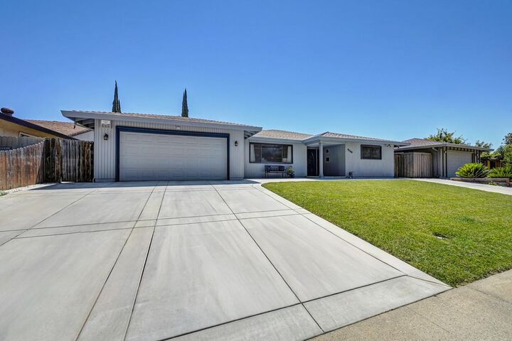 Property Photo: 9700 Mira Del Rio Drive CA 95827