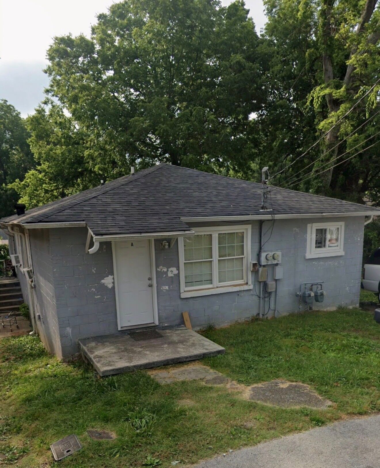 Property Photo:  1119 Comstock Ave  TN 38401 