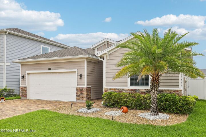 Property Photo: 1567 Mathews Manor Drive FL 32211