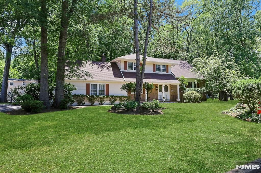 Property Photo: 281 Rivara Court NJ 07450