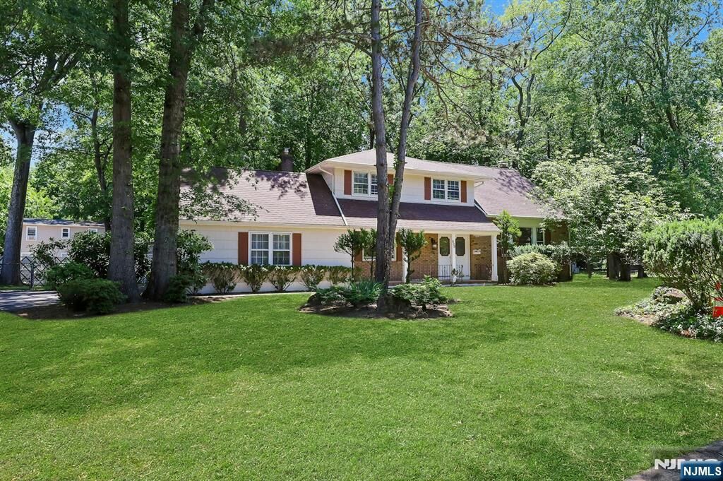 Property Photo: 281 Rivara Court NJ 07450