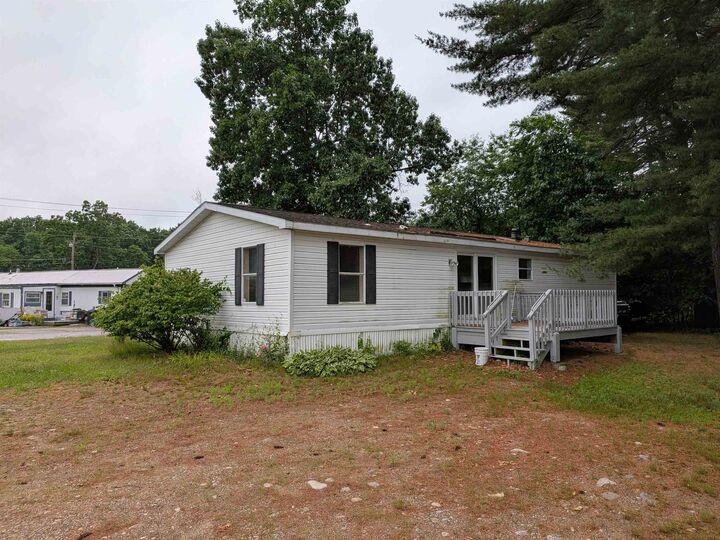 Property Photo: 545 Elm Street NH 03055