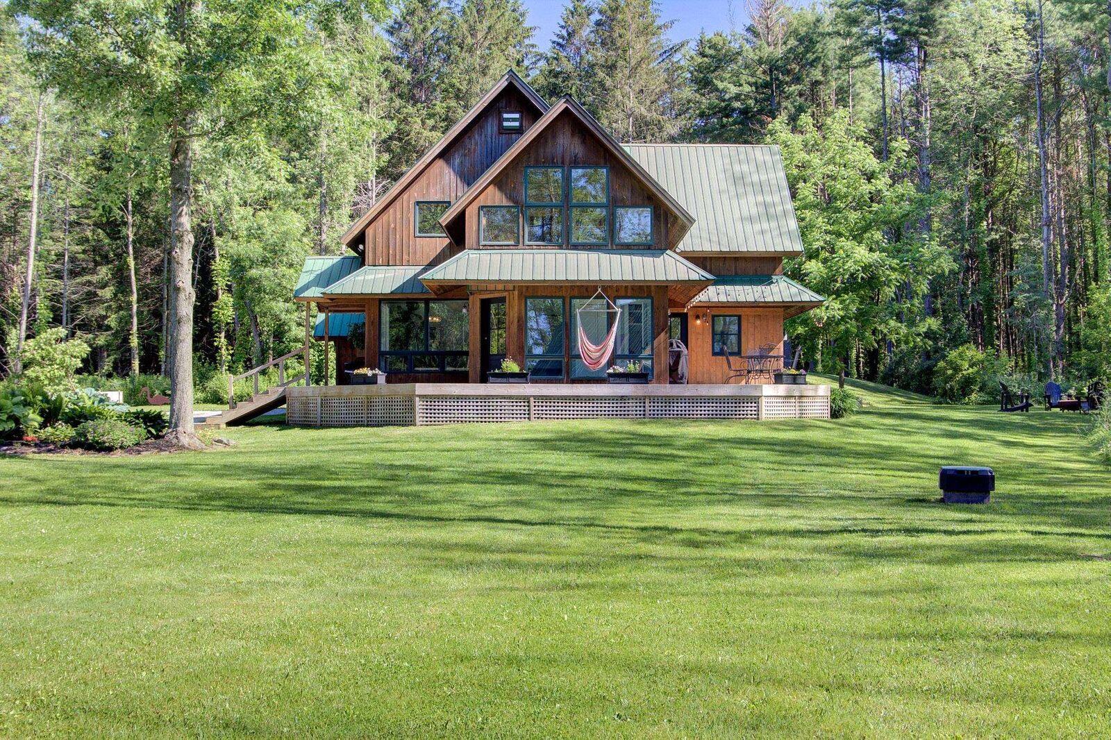 Property Photo: 422 West Shore Road VT 05486