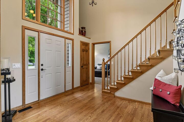 Property Photo: 8796 Horizon Ridge MN 55386
