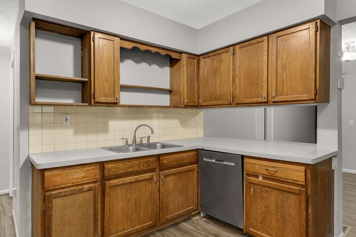 Property Photo: 305 Lawson Avenue E MN 55130