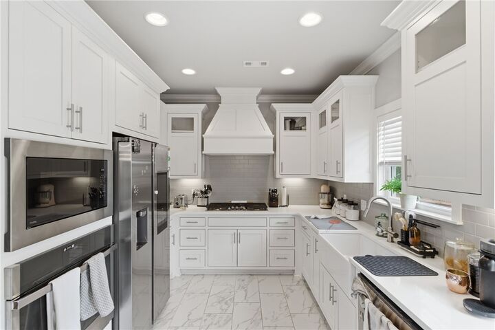 Property Photo:  1200 St. Johns Wood  AR 72718 