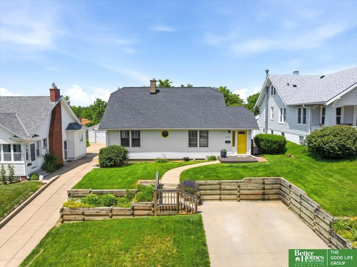 Property Photo:  4682 Pierce Street  NE 68106 