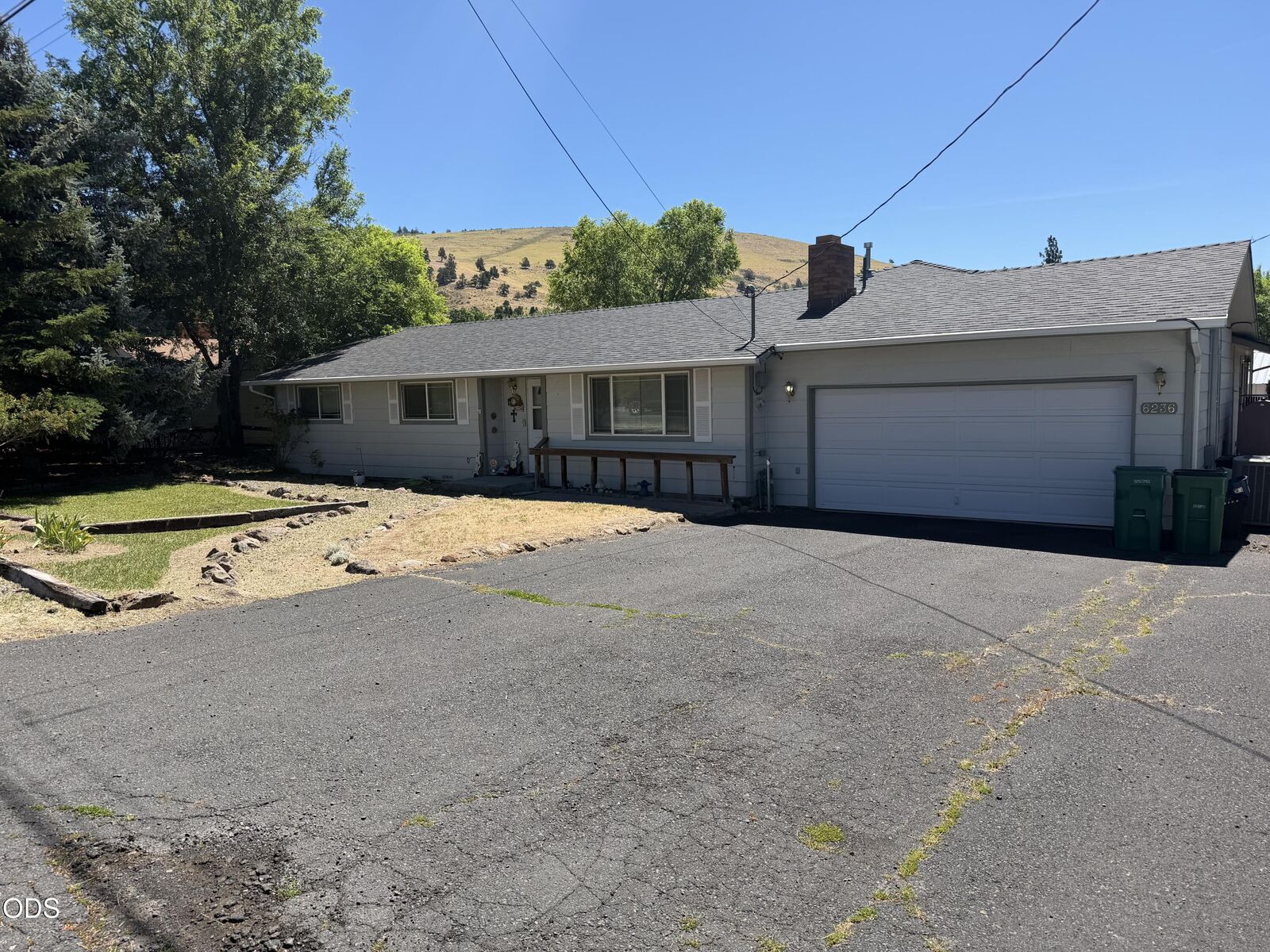 Property Photo:  6236 Cherry Way  OR 97603 