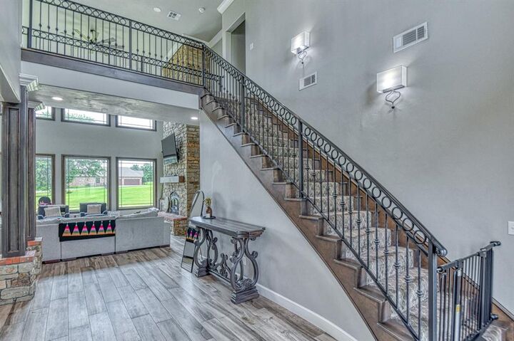 Property Photo: 3802 Turtle Creek Circle OK 73089