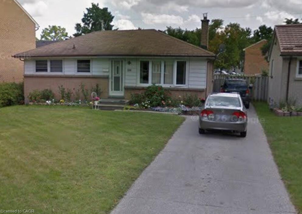 Property Photo: 104 Queenston Crescent ON N5W 1N6