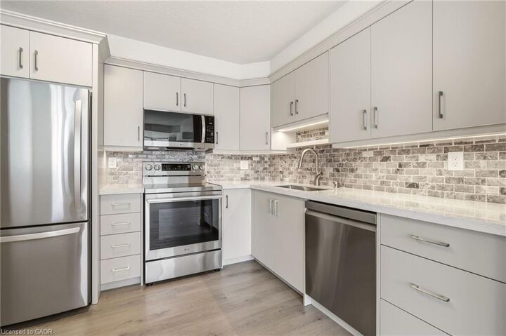 Property Photo:  1272 Ontario Street 903  ON L7S 2L8 