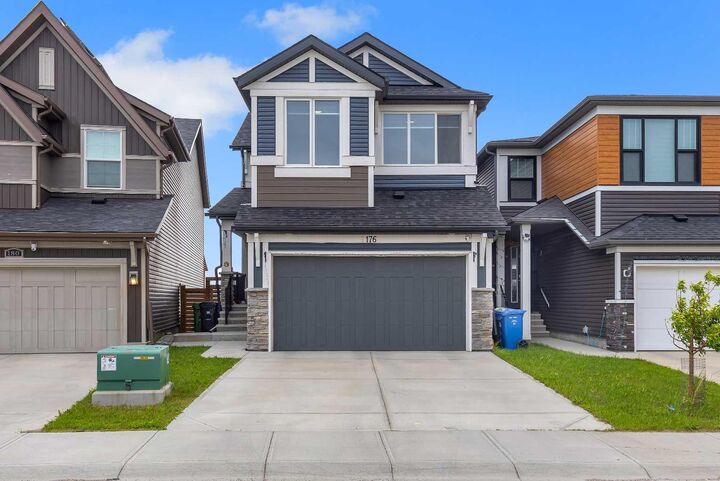 Property Photo: 176 Howse Crescent NE AB T3P 1L5