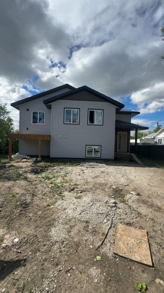 Property Photo:  9403 103 Avenue  AB T8V 1B4 