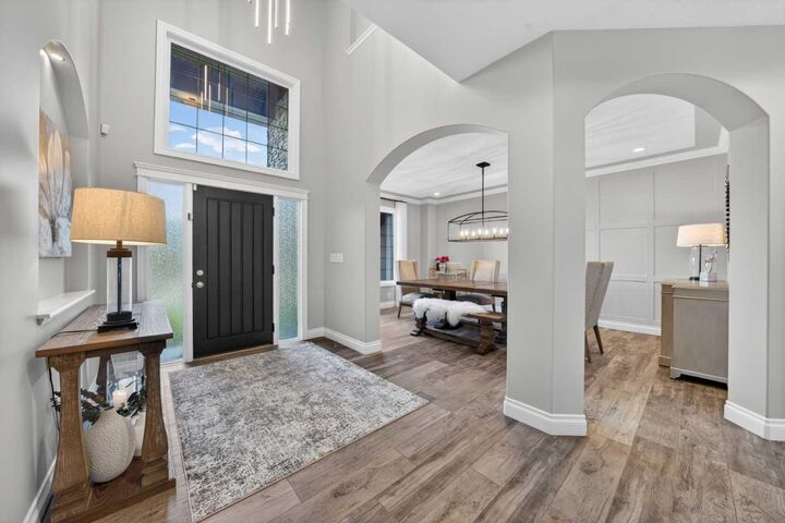 Property Photo:  50 Spring Valley Place SW  AB T3H 4V1 