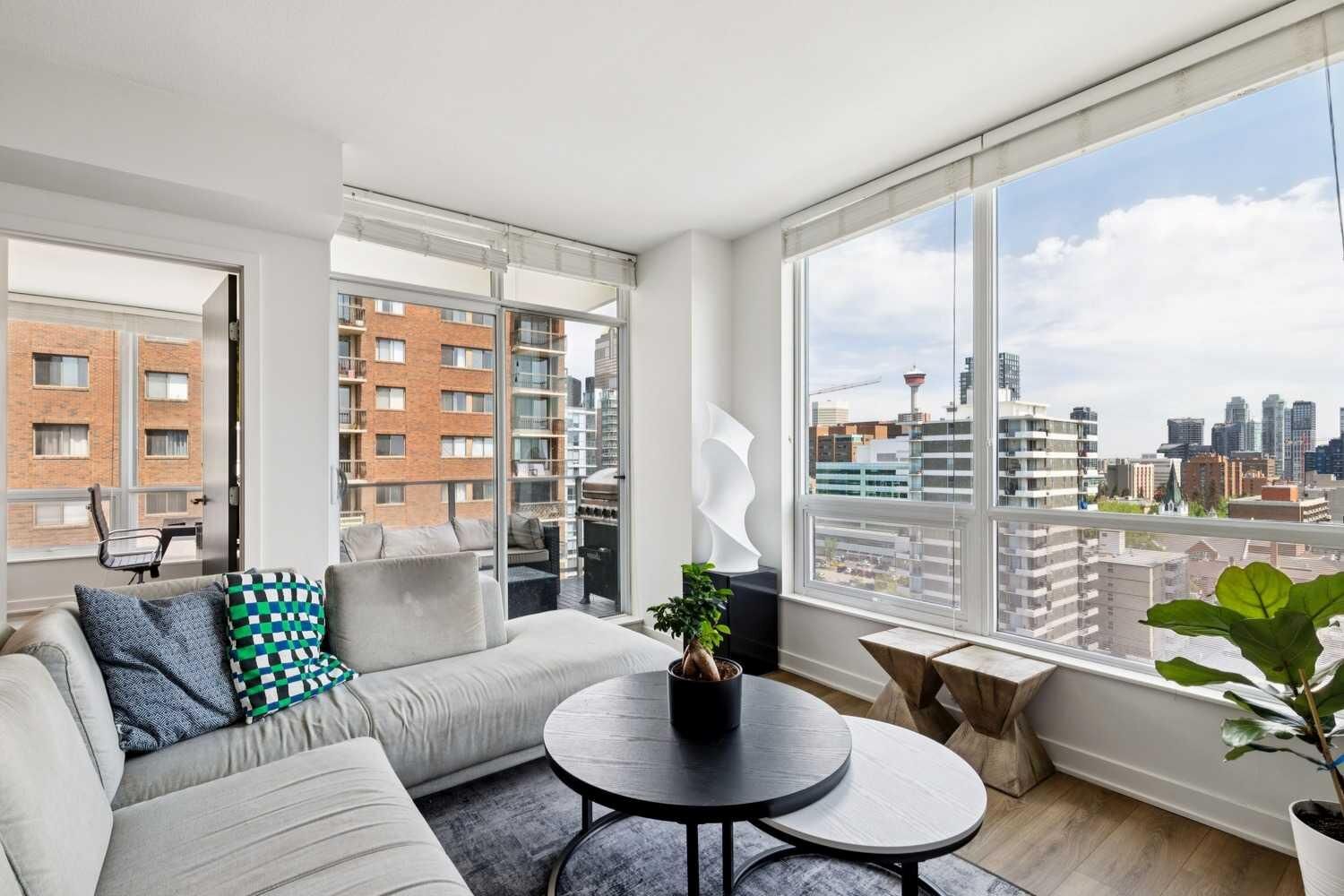 Property Photo:  626 14 Avenue SW 1203  AB T2R 0X4 
