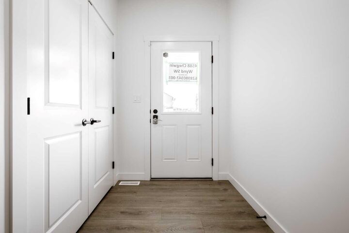 Property Photo:  500 Savanna Crescent NE  AB T3J 5P1 