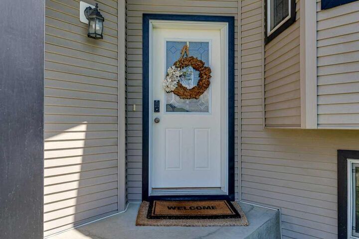 Property Photo:  39 Isaacson Crescent  AB T4R 3N1 