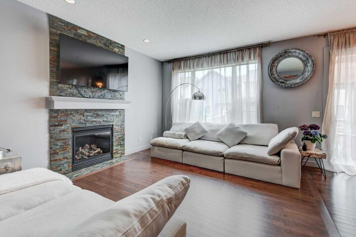 Property Photo:  153 Chaparral Valley Mews SE  AB T2X 0V9 