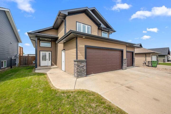 Property Photo:  7408 29 Street  AB T9V 3N1 