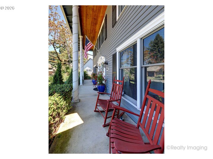 Property Photo:  16346 NE Tillamook St  OR 97230 