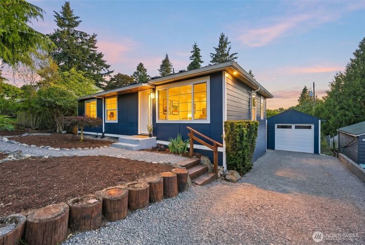 Property Photo: 17211 3rd Avenue NE WA 98155