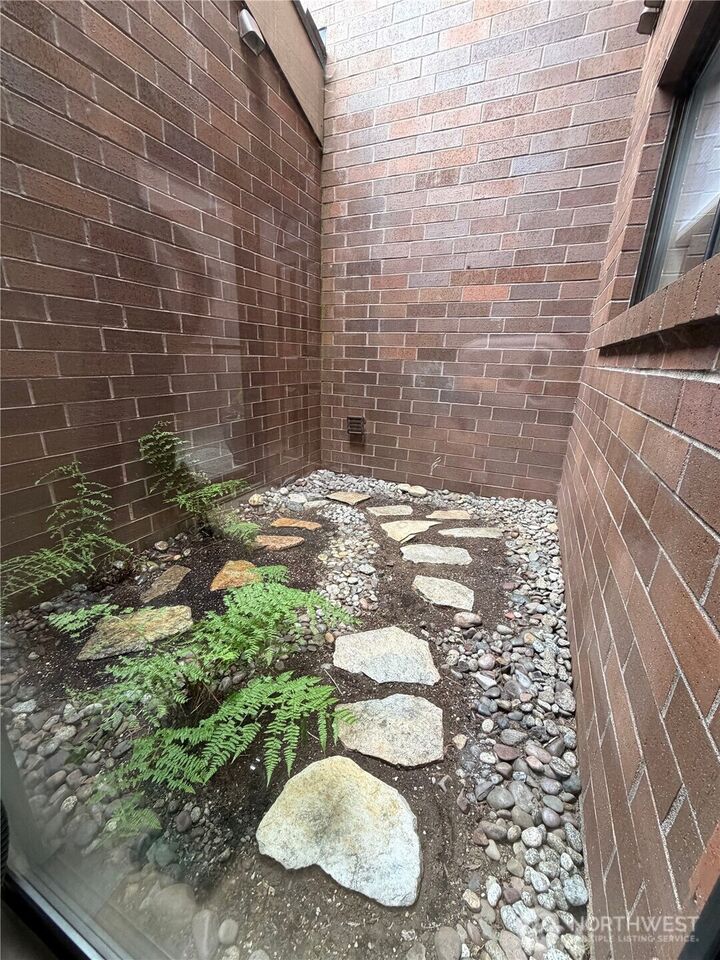 Property Photo:  8112  53rd Avenue W 611  WA 98275 