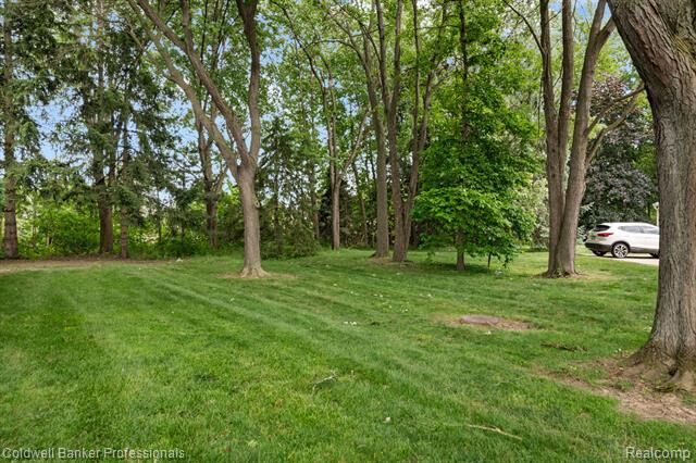 Property Photo:  35766 Union Lake Road  MI 48045 