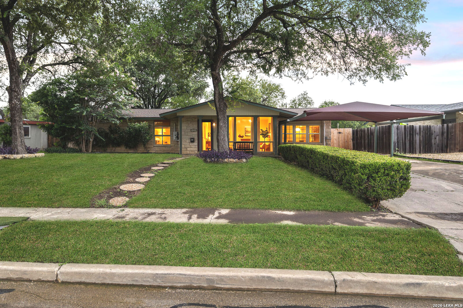 Property Photo: 311 Waring Dr TX 78216
