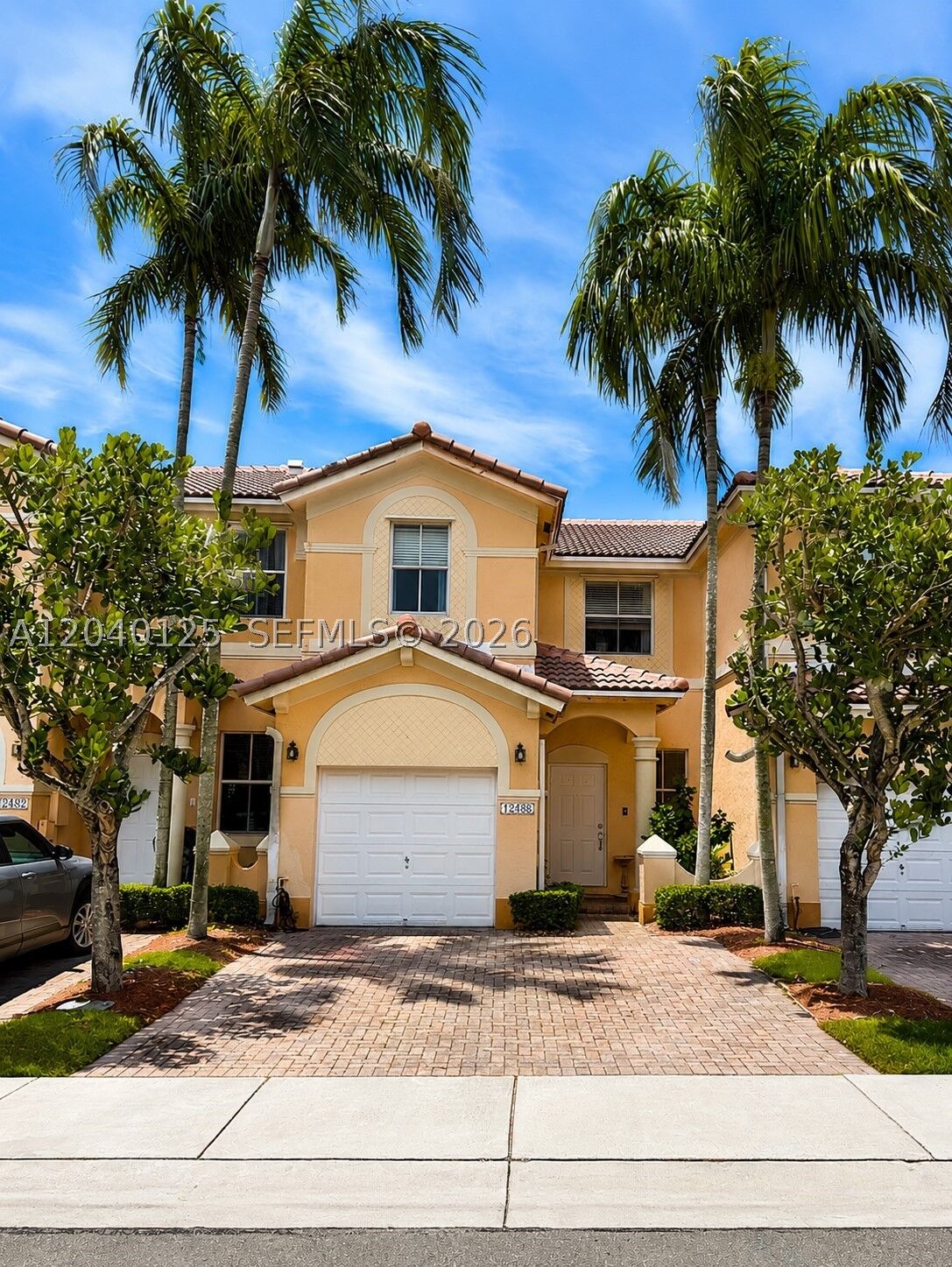 Property Photo: 12488 SW 122nd St FL 33186