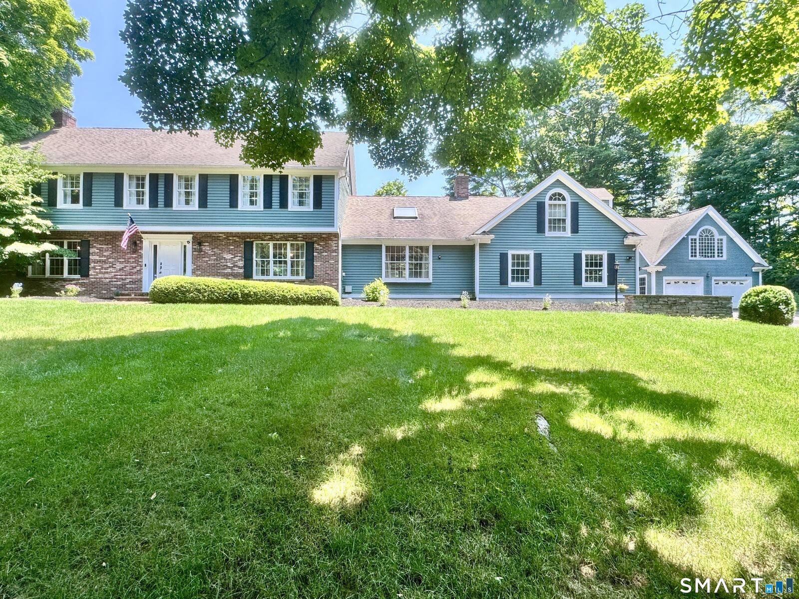 Property Photo: 905 Baldwin Road CT 06525