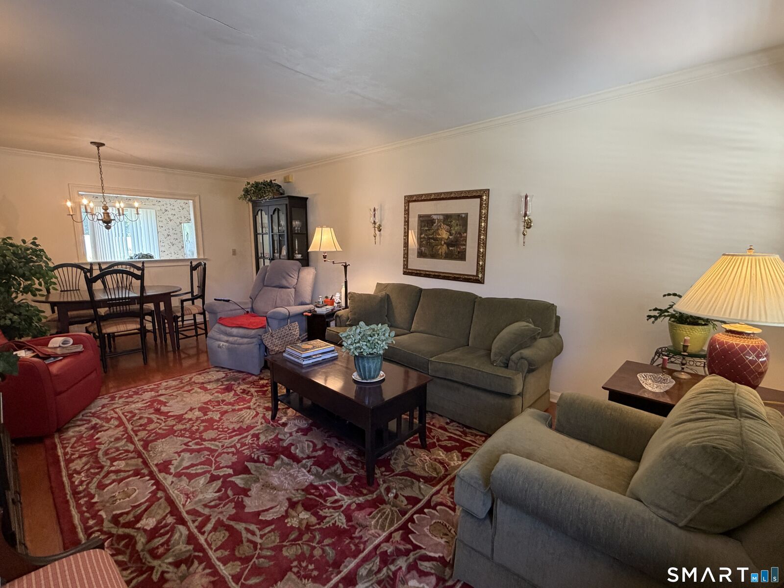 Property Photo:  20 Plymouth Court 20  CT 06413 
