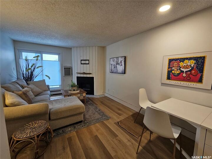 512 4th Avenue N 207 — photo 1