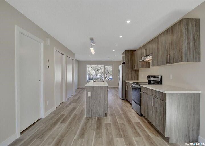Property Photo: 2423 Reynolds Street SK S4N 3N8