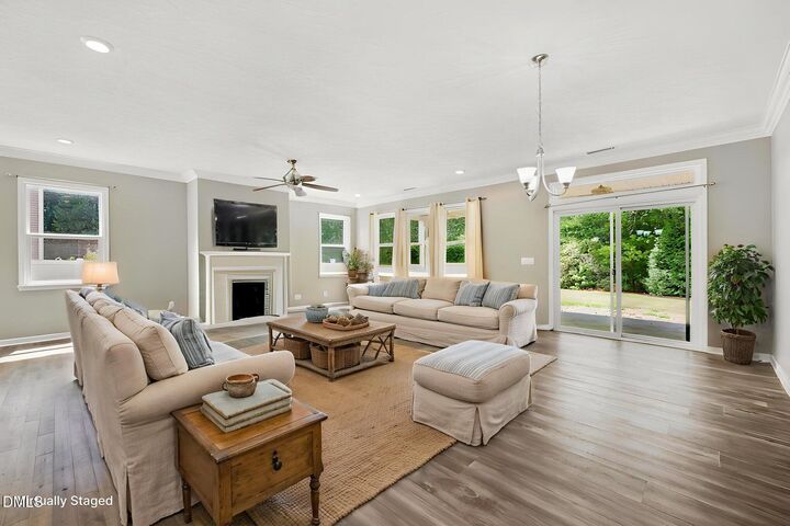 Property Photo: 3049 Willow Ranch Drive NC 27526