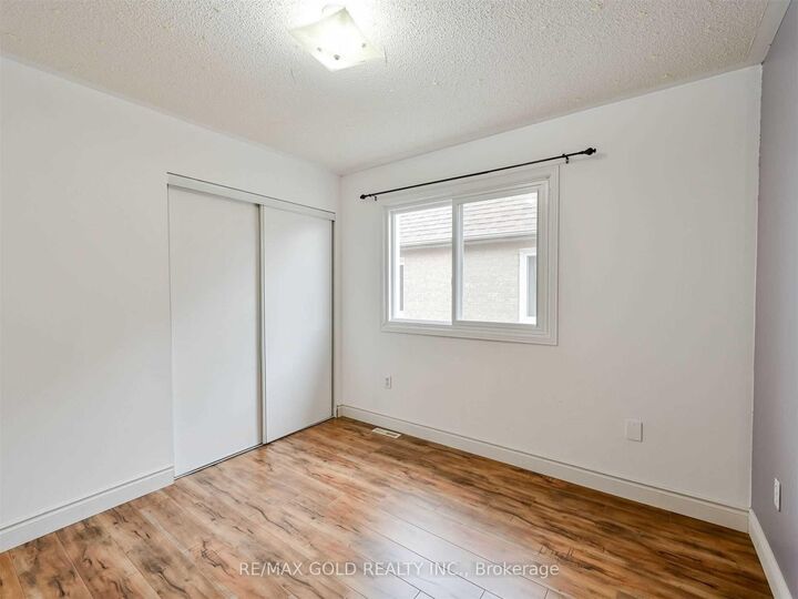 Property Photo: 171 Fernforest Drive ON L6R 1T7